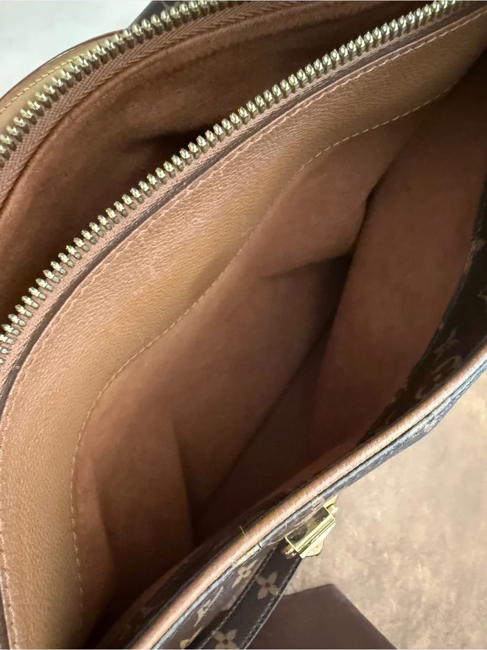 Authentic Louis Vuitton Monogram Pallas Shoulder Bag with strap - Picture 12 of 16